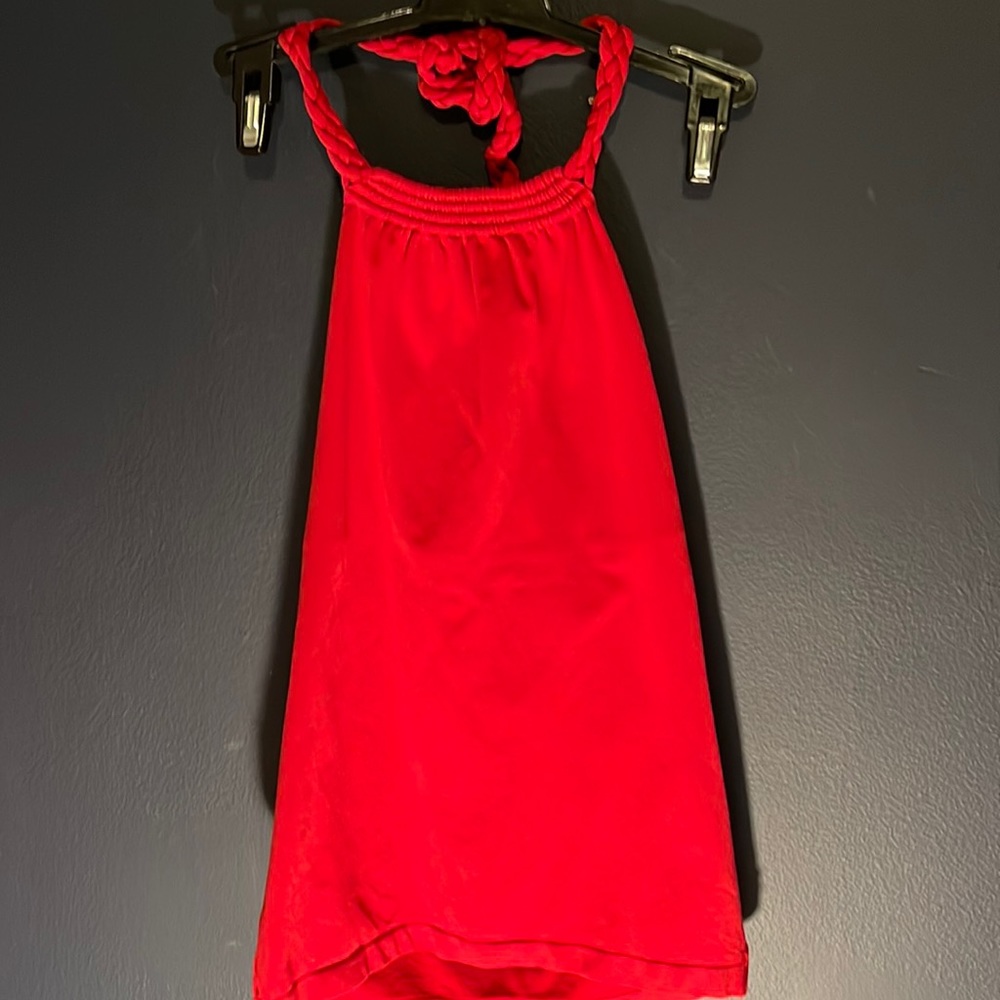 Bordeaux red top
